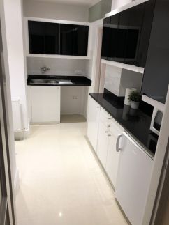 The Pleasure Apartman3