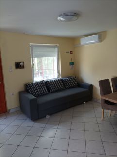 Sarkantyú Apartman10