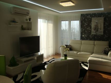 Viola Harmony Apartman8