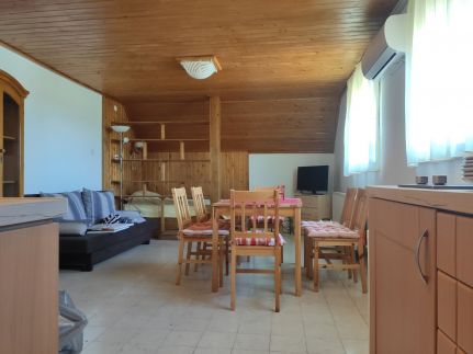 Kristály Apartmanház13