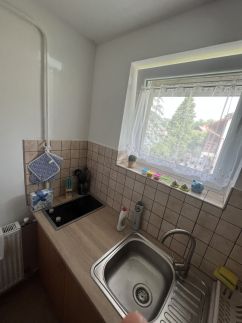 Kristály Apartmanház42