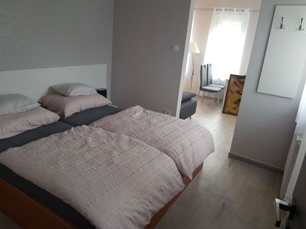 Flamingó Apartmanház13