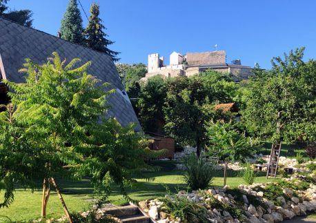 Hegyalja Vendégház