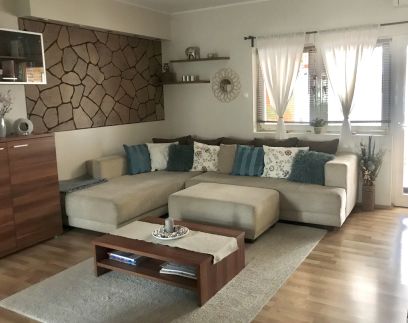 Dina Apartman14