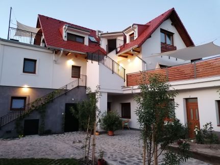 Mandula Kert Apartman9