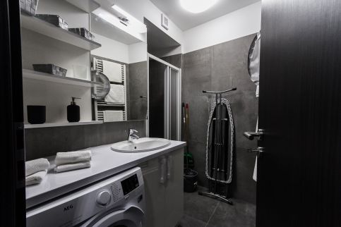 Grey Suites Apartman13