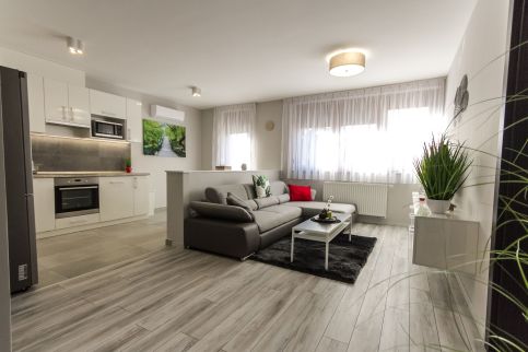 Grey Suites Apartman2