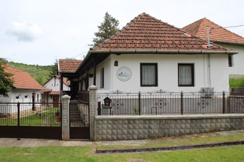 Korkóstoló Vendégházak78