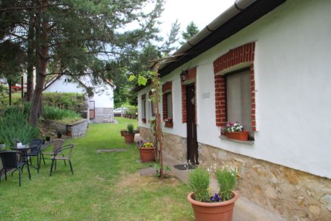 Korkóstoló Vendégházak80