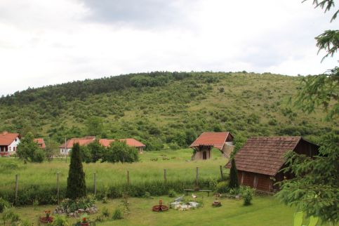 Korkóstoló Vendégházak83