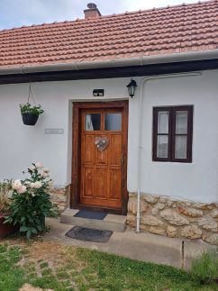 Korkóstoló Vendégházak89