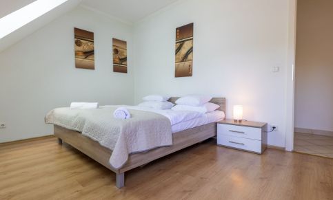Compass Apartmanok IV.13