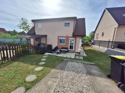 Hajnalka Apartman – Balatonkenese fotó 2