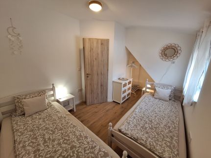 Hajnalka Apartman – Balatonkenese fotó 6