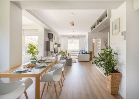 Riverside Apartman****9