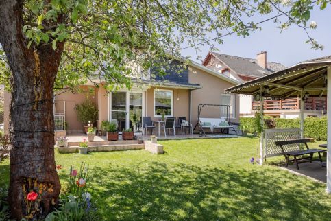 Riverside Apartman****21
