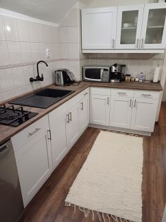 M és M Balatoni Apartman1