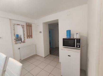 Zsolnay Apartmanház Eozin6