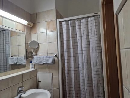 Ta'karos Apartman12