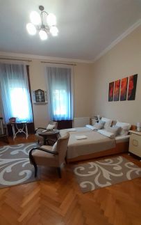 Ékszerdoboz Apartman45