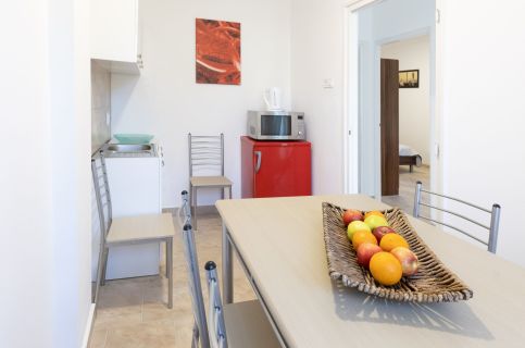 Compass Apartmanok III.7