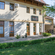 Forrás Apartman