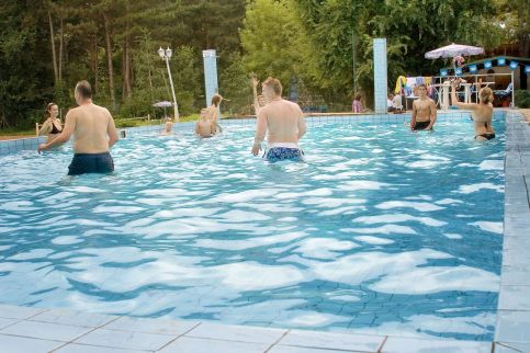 Sportszálló és Sportcentrum18