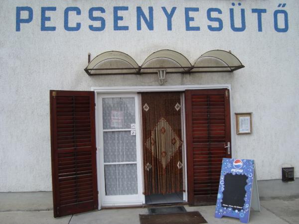 Pecsenyesütő - Reggeli – Székesfehérvár fotó 10