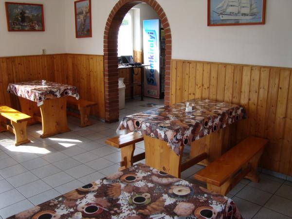 Pecsenyesütő - Reggeli – Székesfehérvár fotó 11