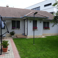 Lina 4 Apartman