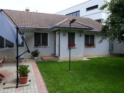 Lina 4 Apartman