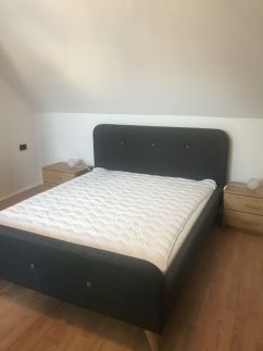 Szele Apartman 27