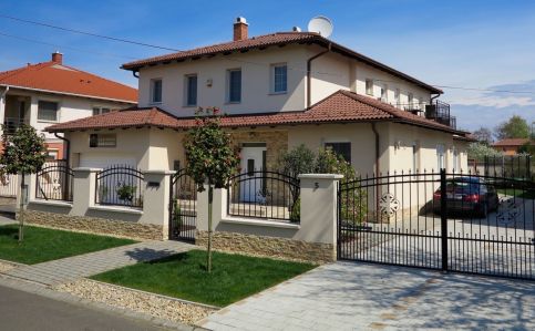 Aura Apartman1