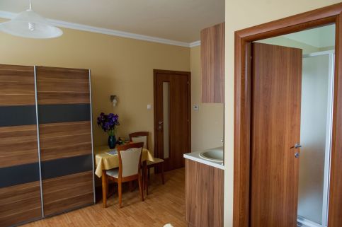 Aura Apartman23