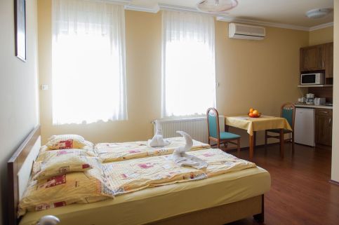 Aura Apartman25