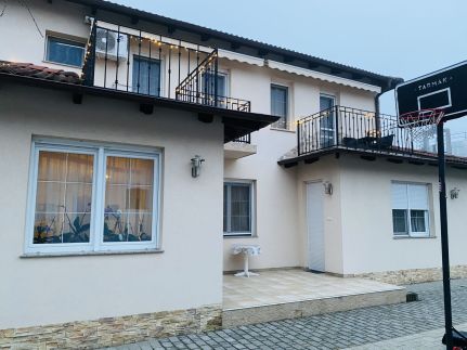 Aura Apartman2