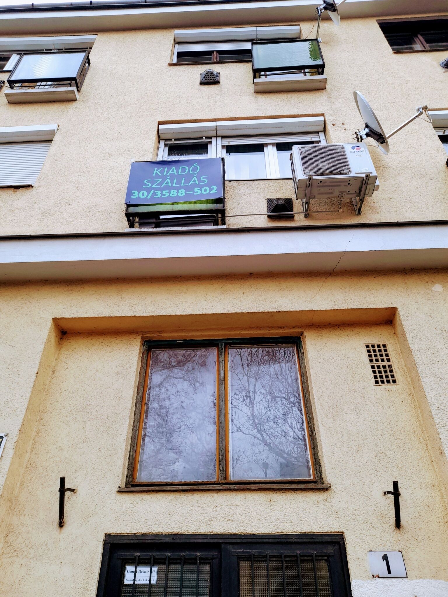 Pécs Central Apartman – Pécs fotó 6