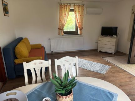 Johanna Apartmanház10