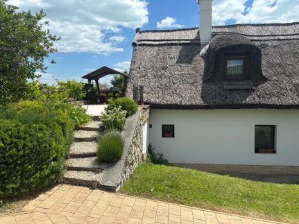 Johanna Apartmanház2