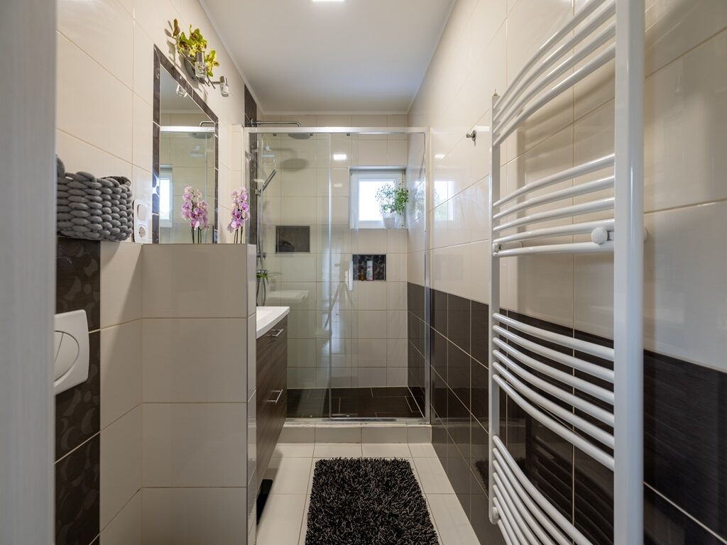 Fekete Orchidea Apartman – Balatonkenese fotó 7