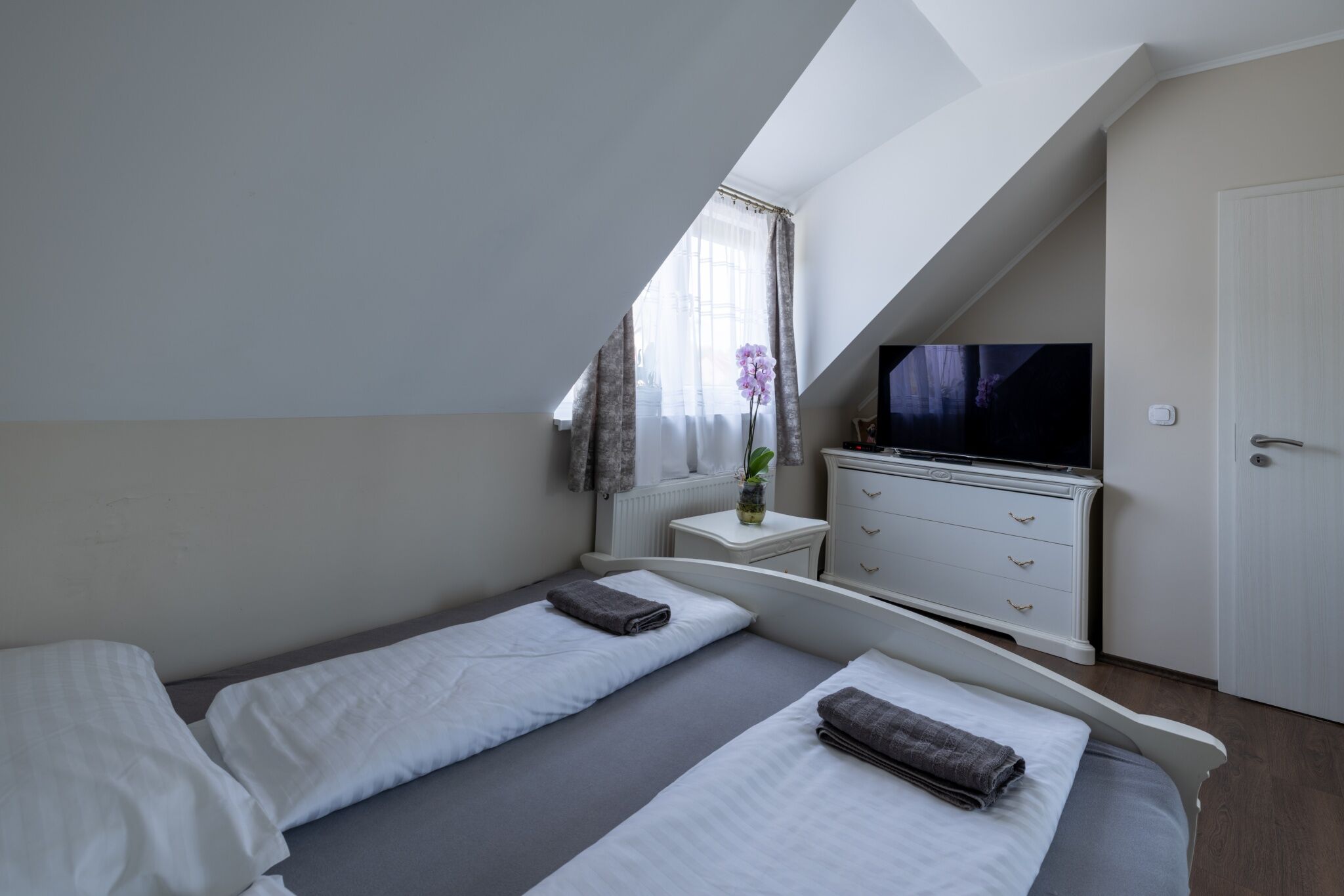 Fekete Orchidea Apartman – Balatonkenese fotó 17