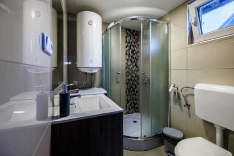 Fekete Orchidea Apartman7