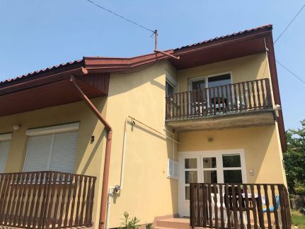 Monica Apartman