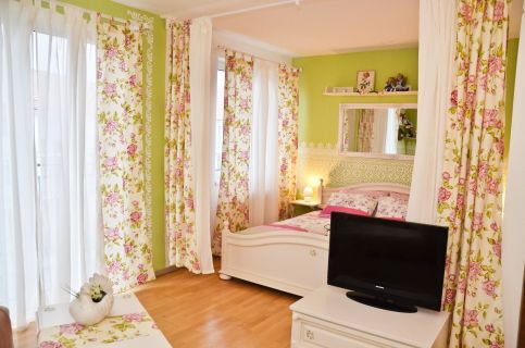 Romantic Apartman22