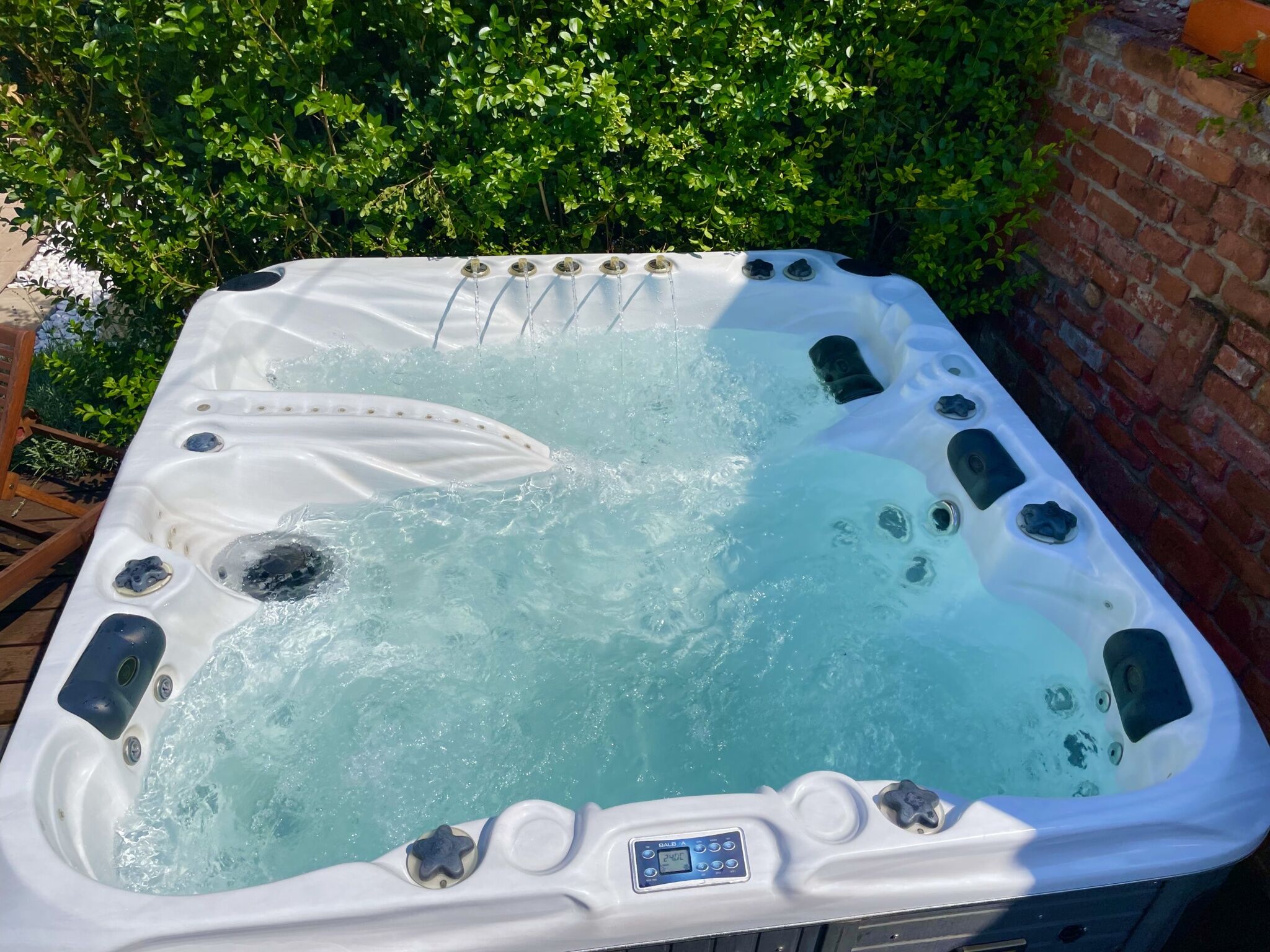 Terrace Belvárosi Jacuzzis Apartman – Veszprém fotó 26