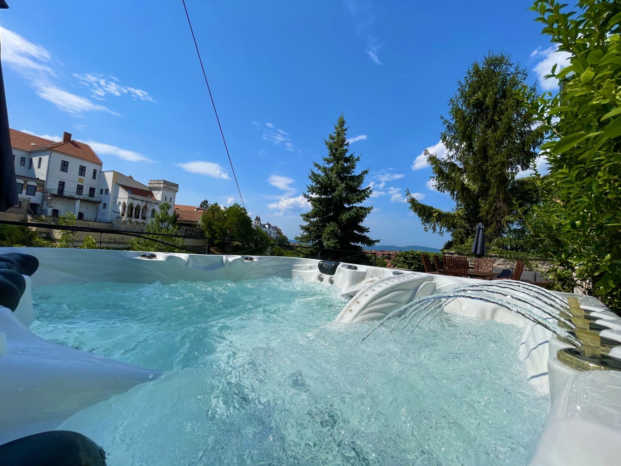 Terrace Belvárosi Jacuzzis Apartman – Veszprém fotó 32