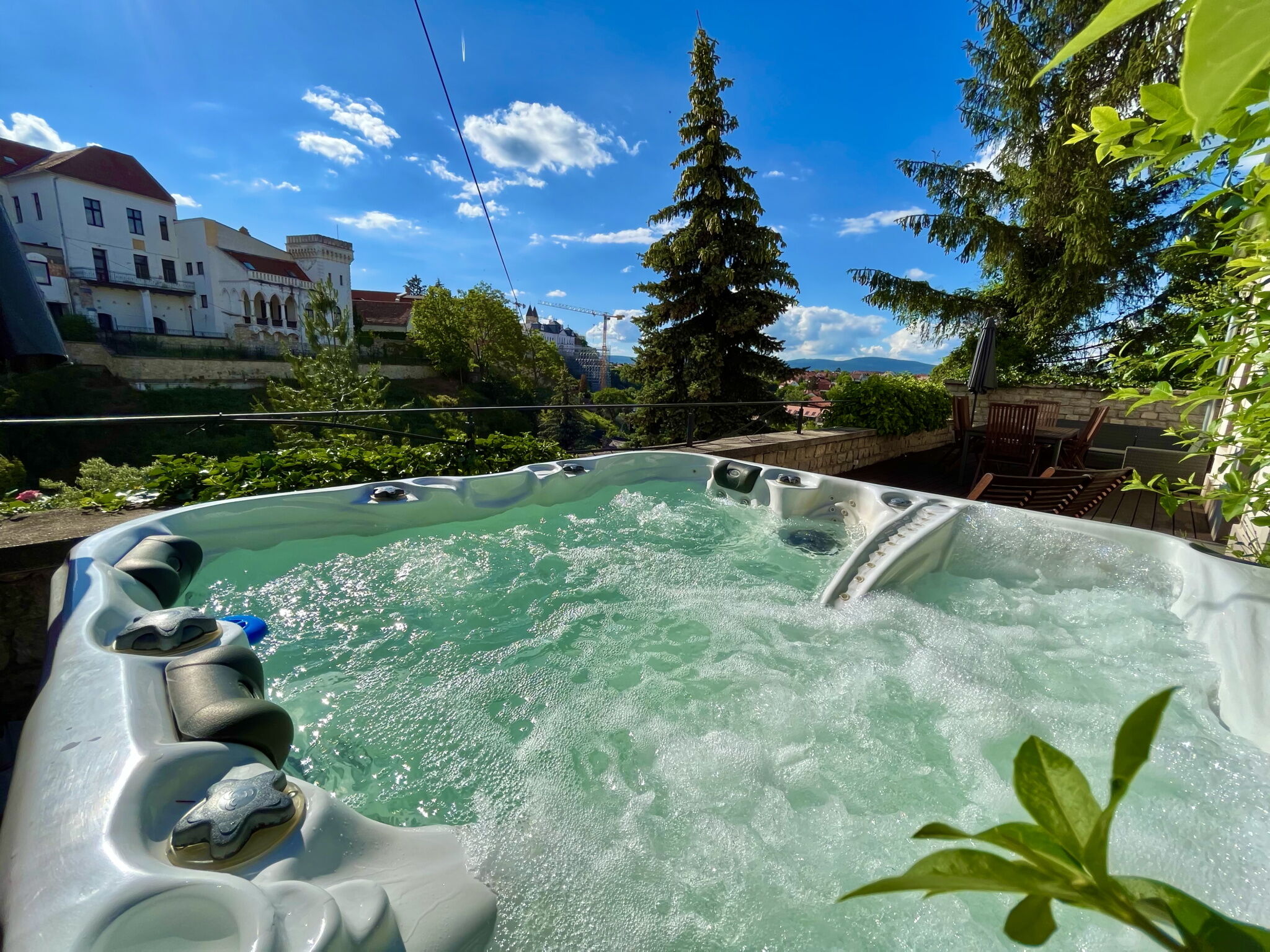 Terrace Belvárosi Jacuzzis Apartman – Veszprém