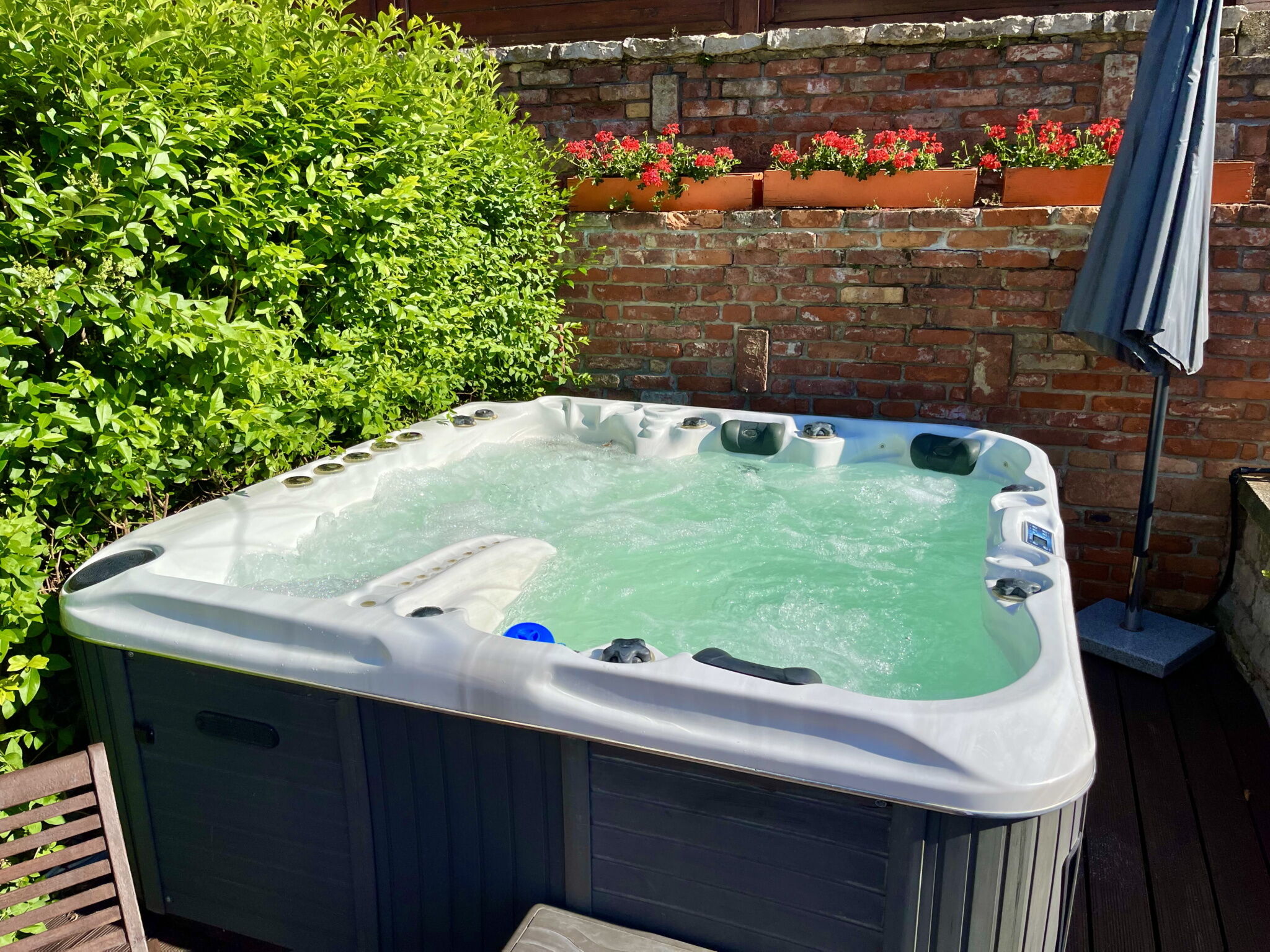 Terrace Belvárosi Jacuzzis Apartman – Veszprém fotó 35