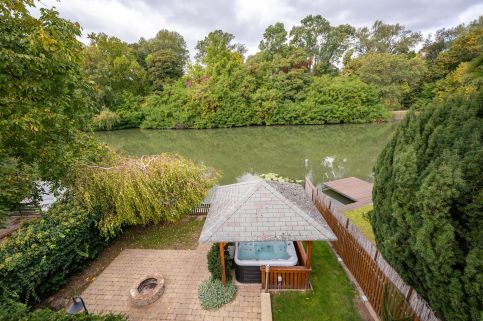 Arborétum Jakuzzis Nyaraló25