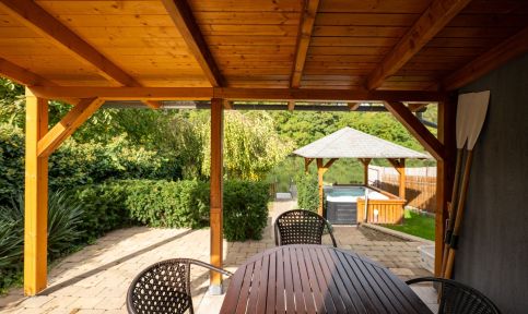 Arborétum Jakuzzis Nyaraló31